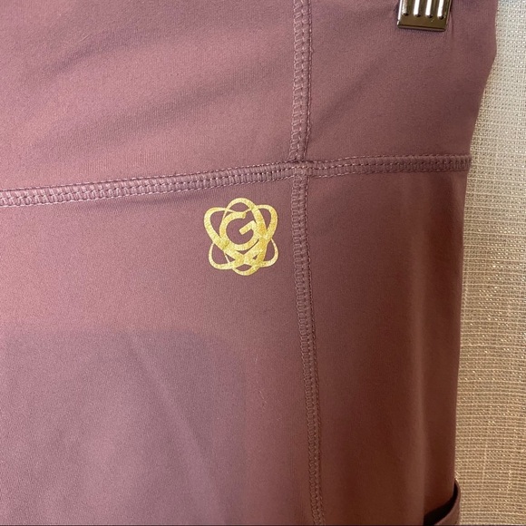 Gevity pink leggings~L - Picture 2 of 5